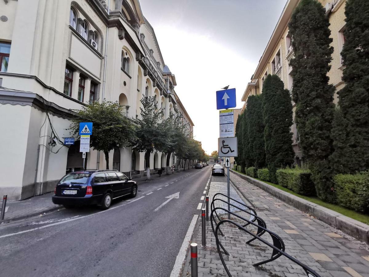 Târgu-Mureş Youth Central Apartment מראה חיצוני תמונה