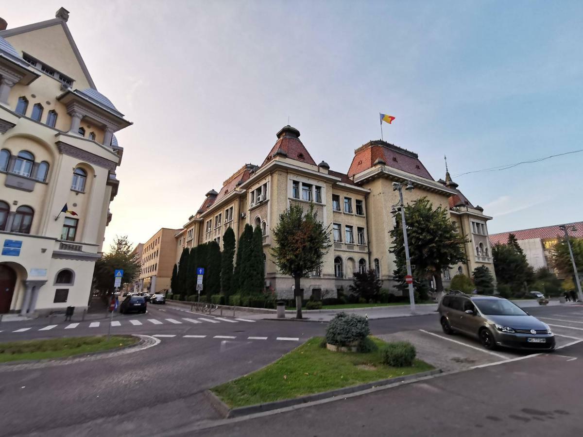 Târgu-Mureş Youth Central Apartment מראה חיצוני תמונה